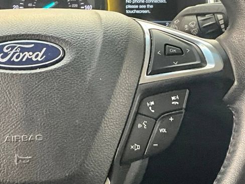 Used 2020 Ford Edge Titanium FWD image 11