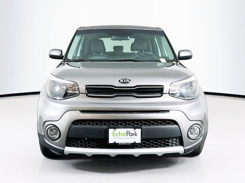 Used 2018 Kia Soul + FWD image 2
