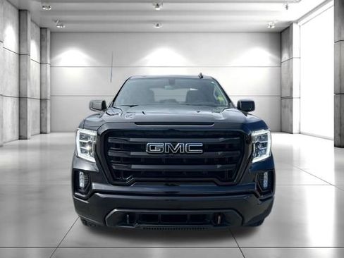 Used 2021 GMC Sierra 1500 Elevation w/ LPO, Elevation Black Package AWD/4WD image 3