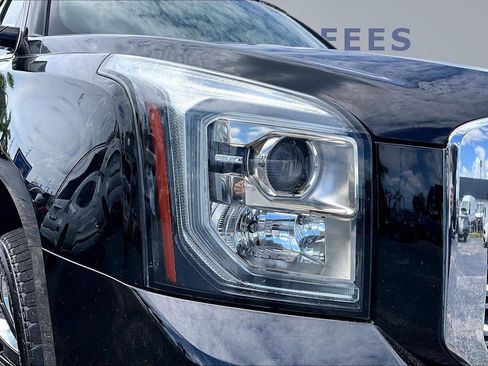 Used 2018 GMC Yukon Denali AWD/4WD image 35