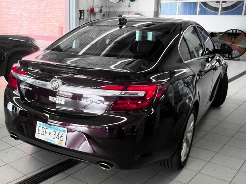 Used 2017 Buick Regal AWD image 4