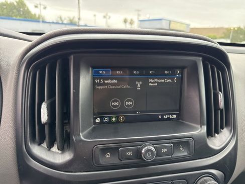 Used 2019 Chevrolet Colorado W/T w/ WT Convenience Package RWD image 13
