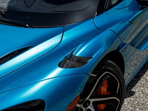 Used 2025 McLaren 750S RWD image 41