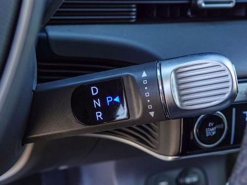 Used 2024 Hyundai Ioniq 5 SEL image 19