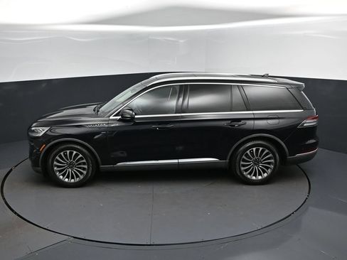 Used 2020 Lincoln Aviator Reserve w/ Equipment Group 201A RWD image 33