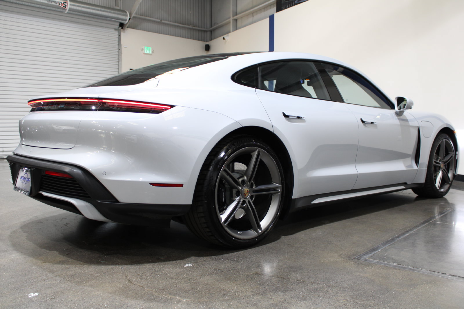 Used 2021 Porsche Taycan Turbo AWD/4WD image 12