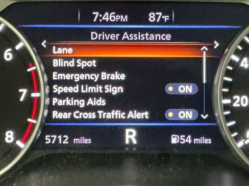 Used 2025 Nissan Sentra SR w/ SR Premium Package image 23