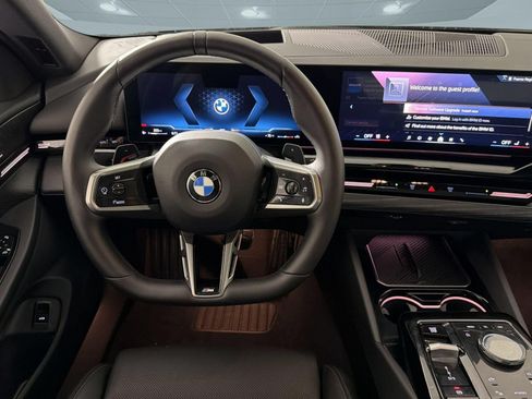 Used 2026 BMW 530i w/ M Sport Package RWD image 30