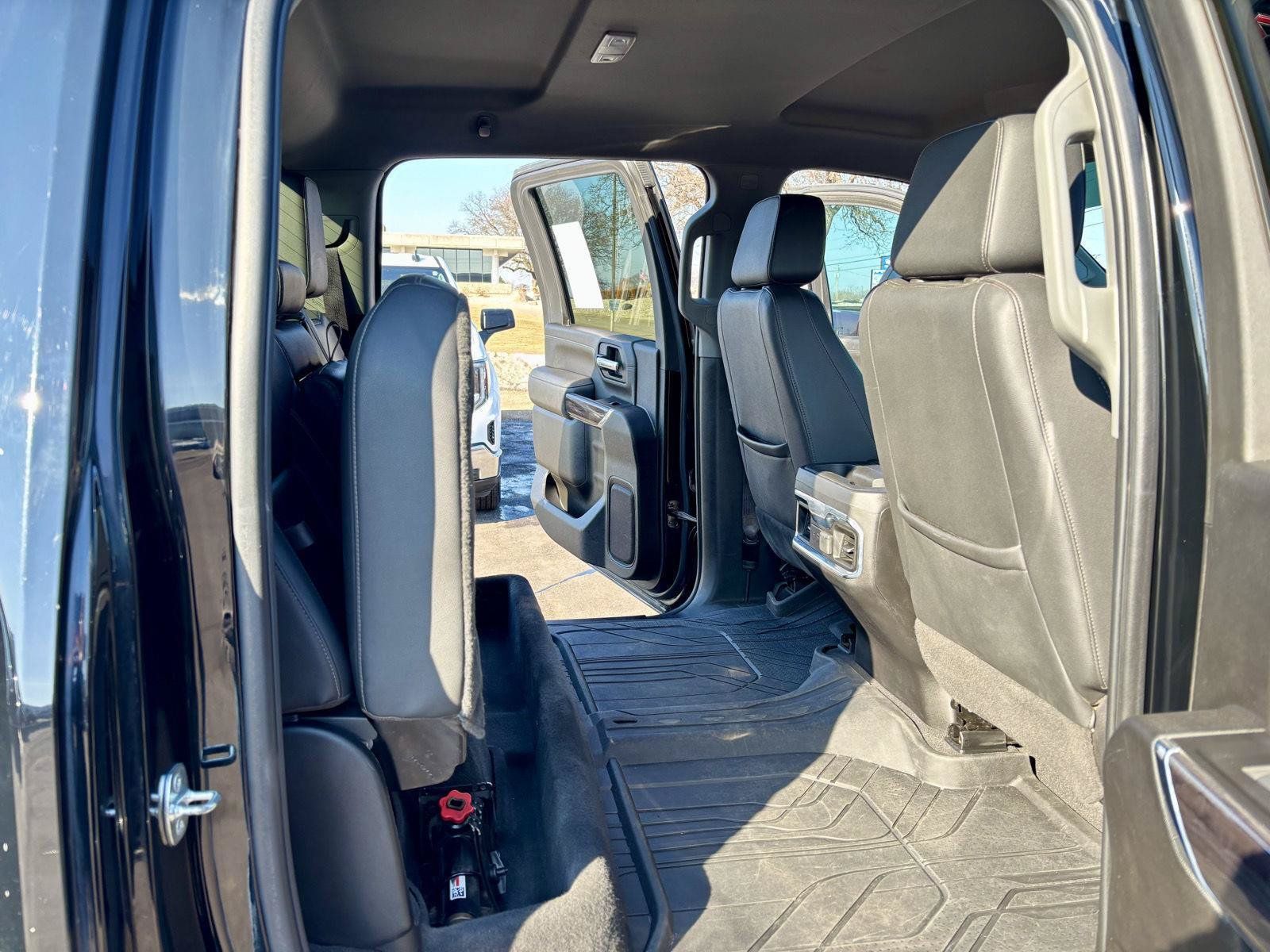Used 2022 Chevrolet Silverado 2500 LTZ w/ LTZ Texas Edition AWD/4WD image 14