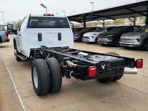 New 2026 GMC Sierra 3500 Pro image 5