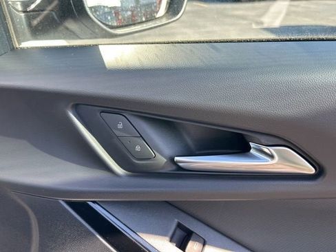 New 2026 Chevrolet Equinox LT image 32