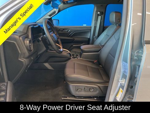 Used 2026 Chevrolet Colorado Trail Boss AWD/4WD image 13