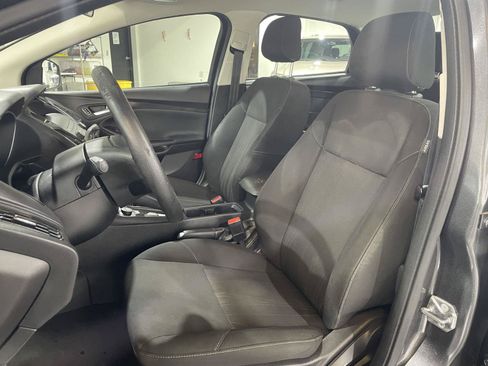 Certified 2018 Ford Focus SE FWD image 16