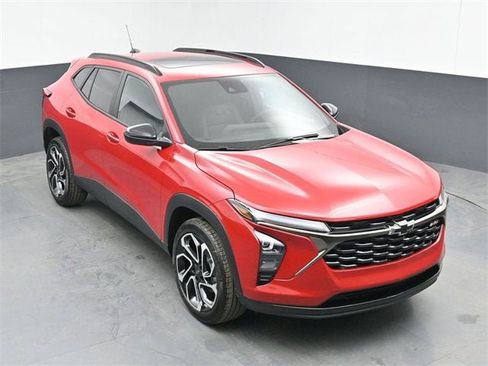 New 2026 Chevrolet Trax RS image 32