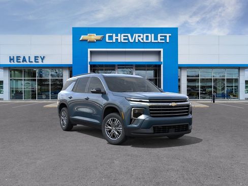 New 2026 Chevrolet Traverse LT image 1