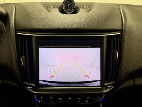 Used 2022 Maserati Levante GT image 39