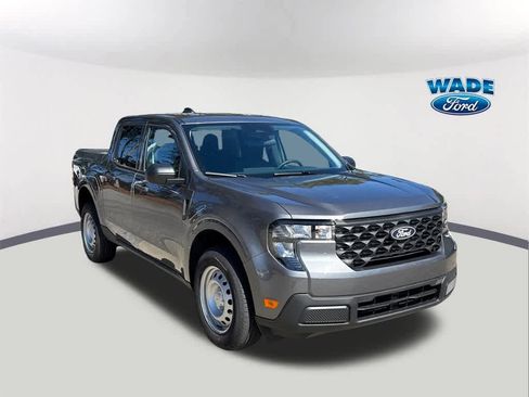 New 2025 Ford Maverick XL image 3