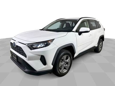 Used 2022 Toyota RAV4 LE AWD/4WD image 1