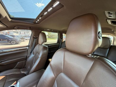 Used 2016 Porsche Cayenne AWD/4WD image 22