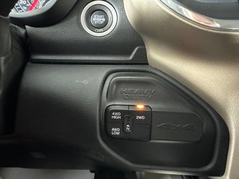 Used 2022 RAM 2500 Laramie AWD/4WD image 17