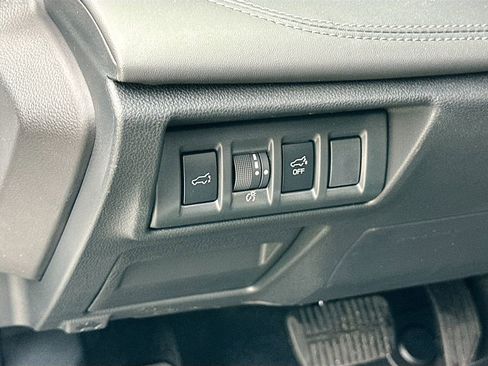 New 2025 Subaru Outback Limited image 10