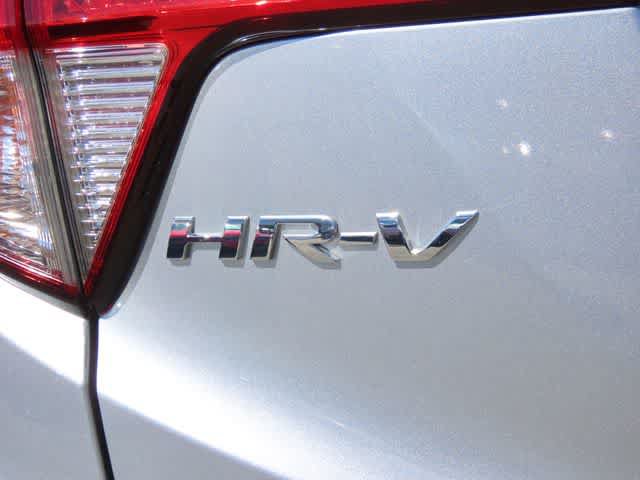 Used 2019 Honda HR-V Touring image 7