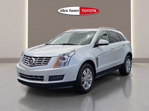 Used 2015 Cadillac SRX Luxury w/ Driver Awareness Package FWD image 4