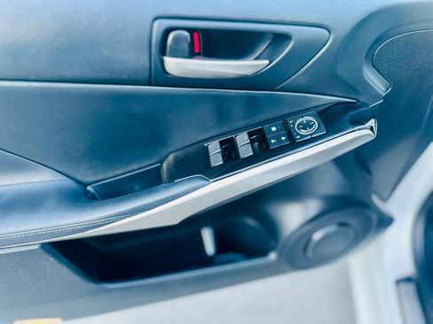 Used 2019 Lexus IS 300 w/ Accessory Package RWD image 9