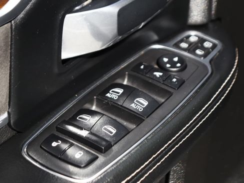 Used 2023 RAM 2500 Laramie AWD/4WD image 17