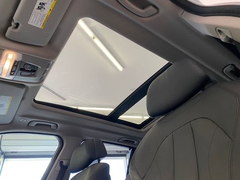 Used 2016 BMW X5 xDrive40e image 15