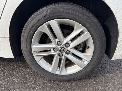 Used 2022 Toyota Corolla SE image 5