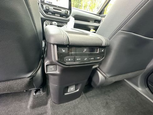 New 2026 Toyota Grand Highlander AWD image 25