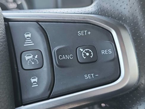 Used 2026 RAM 1500 Express RWD image 27