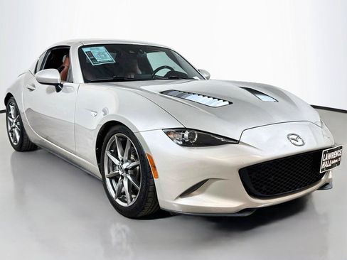 Used 2022 MAZDA MX-5 Miata RF Grand Touring RWD image 3