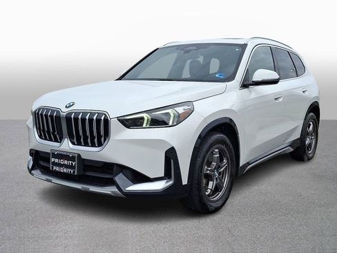 Used 2025 BMW X1 xDrive28i AWD/4WD image 1