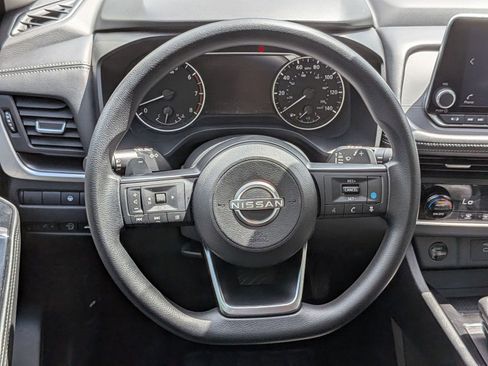 Used 2024 Nissan Rogue SV AWD/4WD image 30