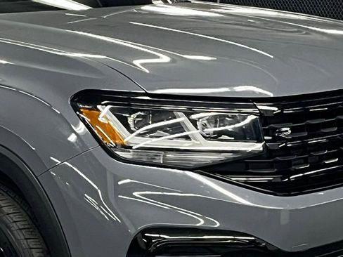 Used 2023 Volkswagen Atlas Cross Sport SEL R-Line image 43