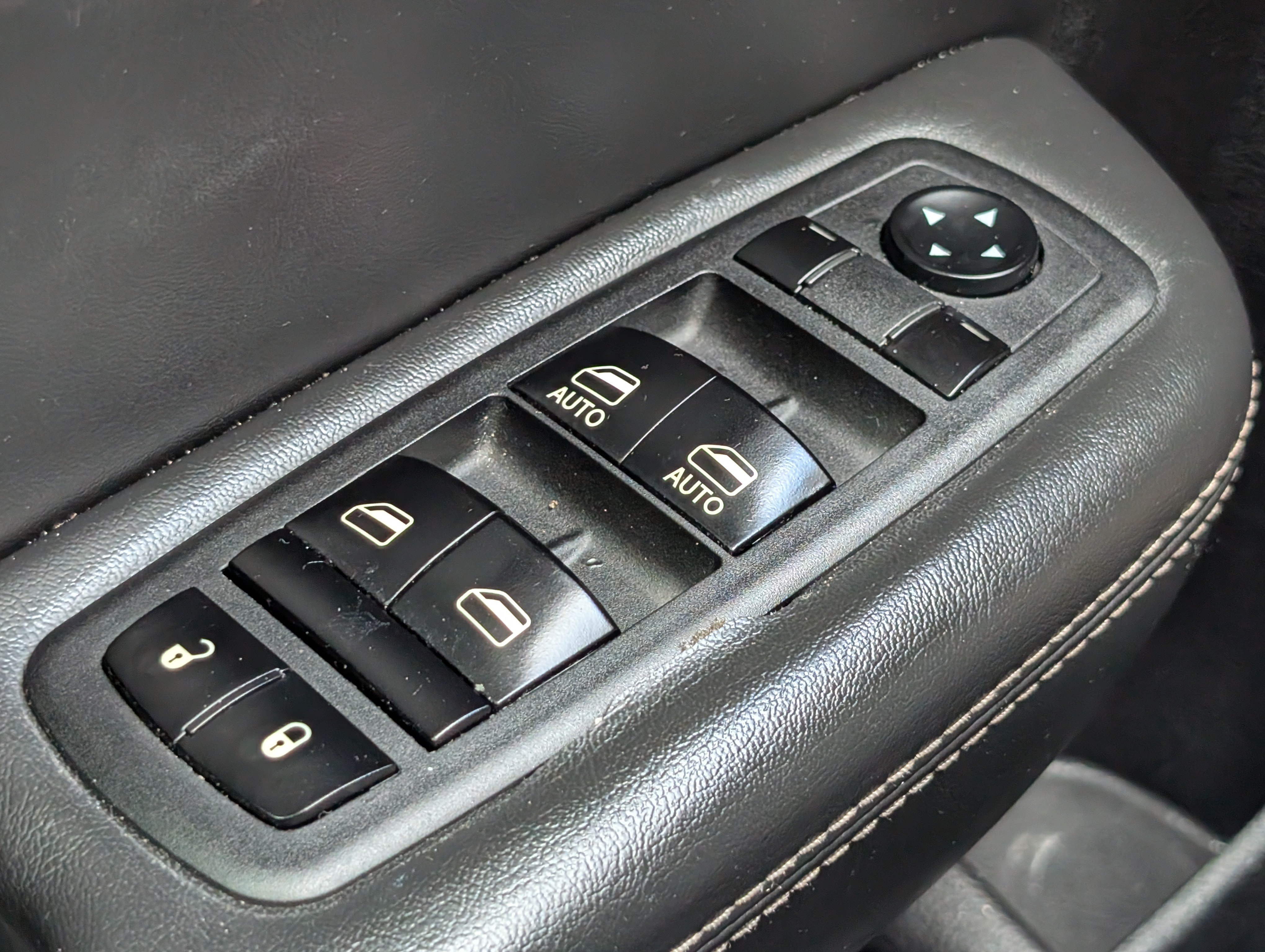 Used 2015 Chrysler 200 C w/ Navigation & Sound Group I FWD image 22