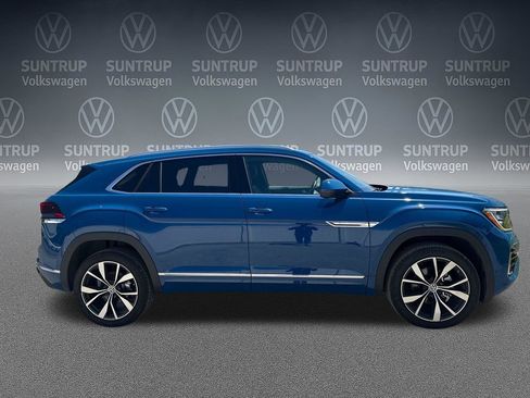 Used 2025 Volkswagen Atlas Cross Sport SEL Premium R-Line AWD/4WD image 41