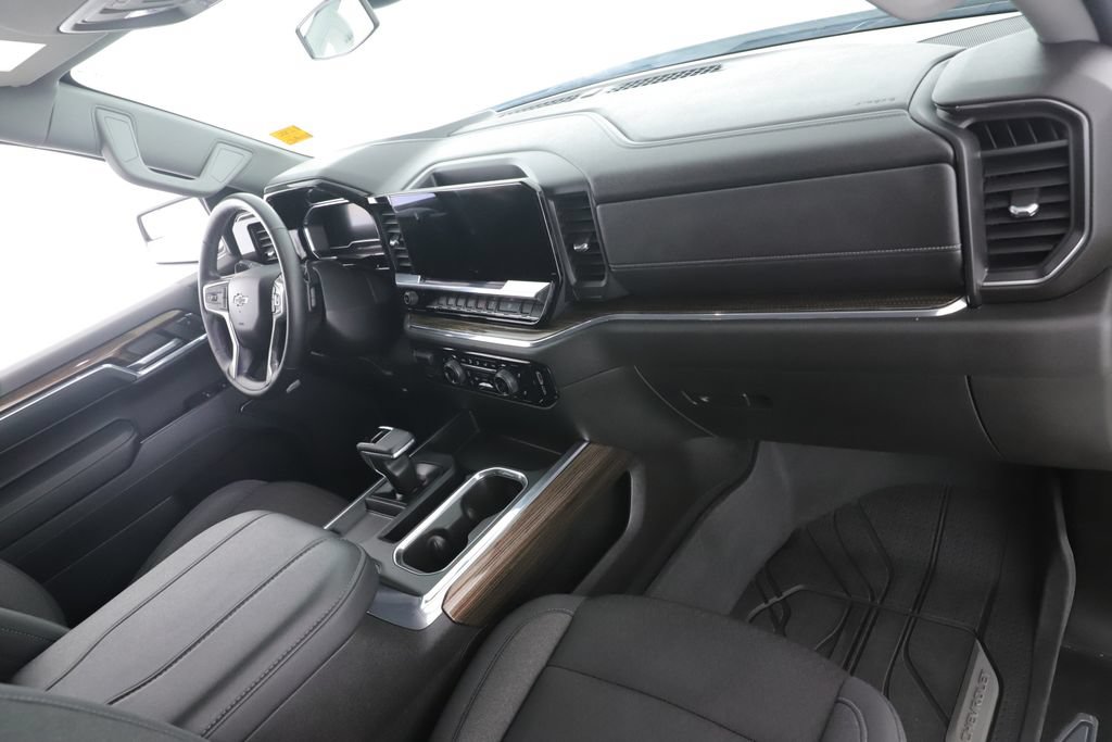 Used 2023 Chevrolet Silverado 1500 RST w/ Convenience Package II AWD/4WD image 30
