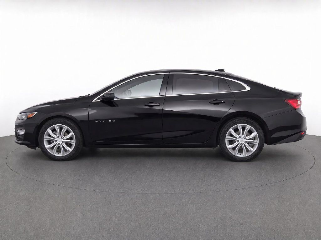 Used 2024 Chevrolet Malibu LT FWD image 5