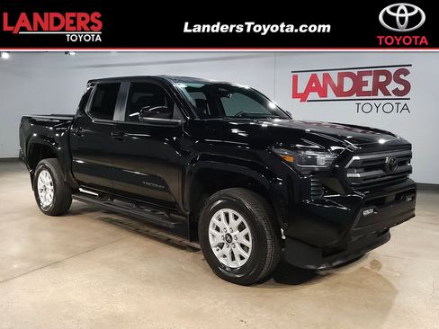 Used 2024 Toyota Tacoma SR5 RWD image 1