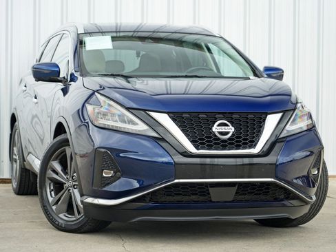 Used 2020 Nissan Murano Platinum w/ Cargo Package image 2