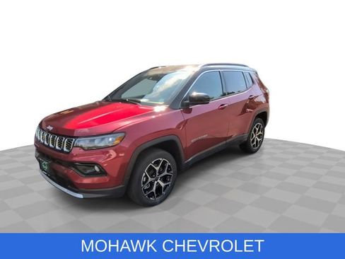 Used 2026 Jeep Compass Limited AWD/4WD image 4