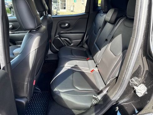 Used 2022 Jeep Renegade Trailhawk AWD/4WD image 13