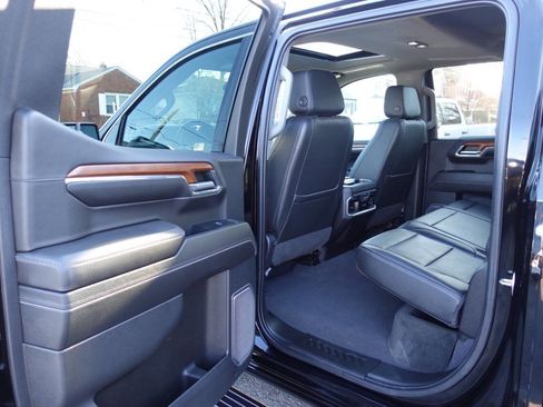 Used 2023 GMC Sierra 1500 Denali w/ Denali Reserve Package image 21