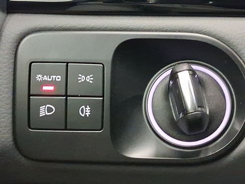 Certified 2023 Porsche Cayenne Coupe image 18