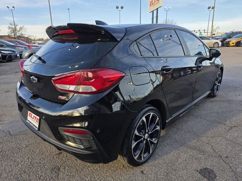 Used 2019 Chevrolet Cruze Premier w/ Sun And Sound Package image 5