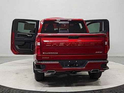 Used 2022 Chevrolet Silverado 1500 RST w/ Convenience Package II AWD/4WD image 14