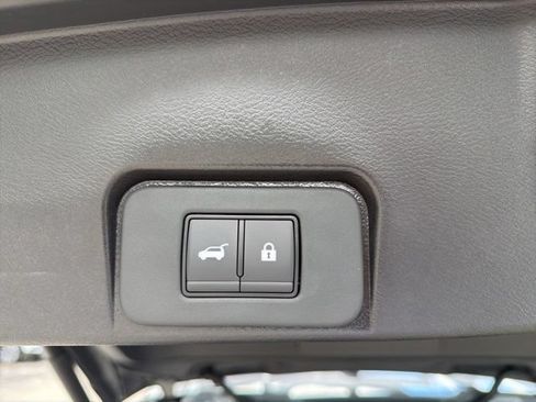 New 2026 Nissan Rogue SV AWD/4WD image 16